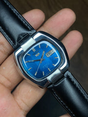 Super Rareee Seiko 5 Vintage TV “Ocean-blue” Sunburst Dial Watch With black leather strap.