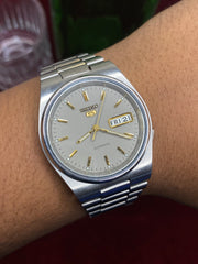 Seiko 5 — Clean Silver-Grey Dial | 38mm Japanese Automatic Watch.