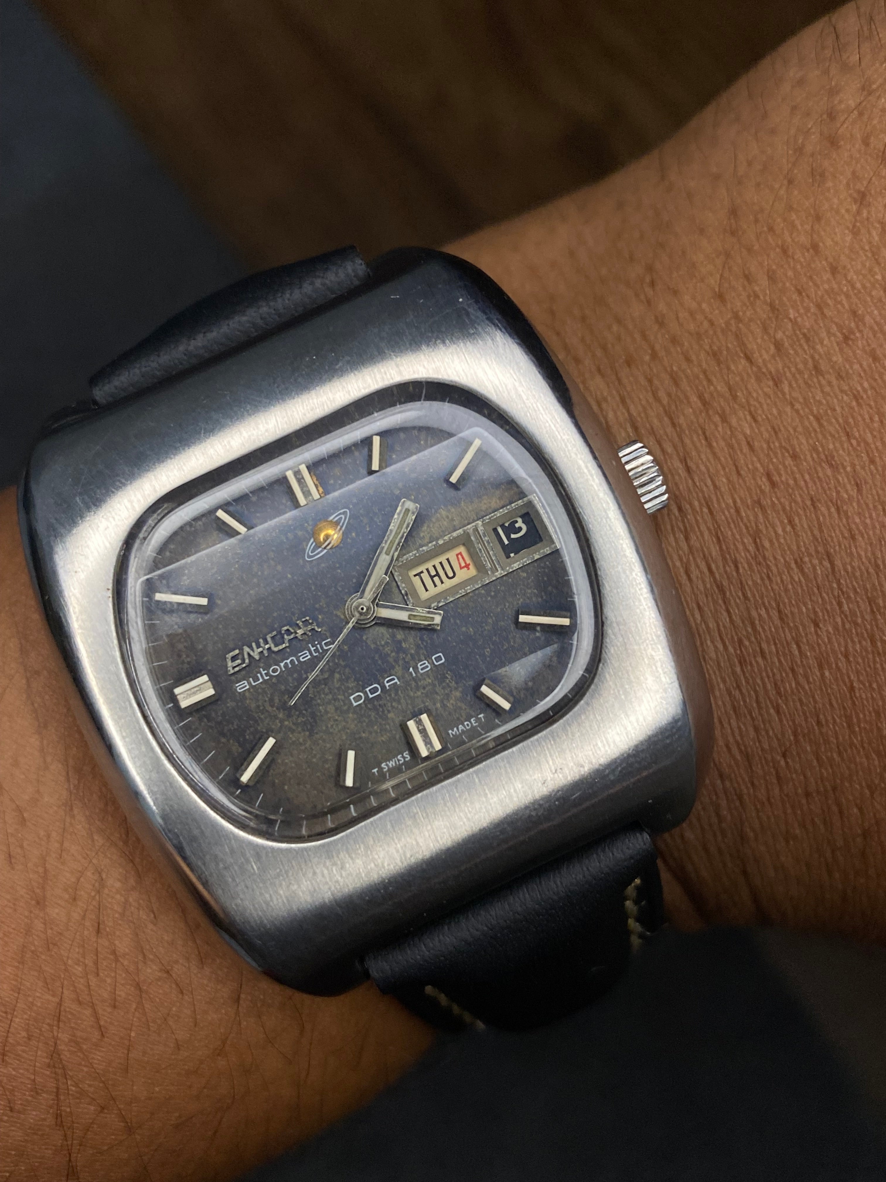 Vintage Historic Swiss Watch.
Super Rare Enicar DDA 180 “Tv-Style” Dark Textured Dial Watch Automatic Watch.
