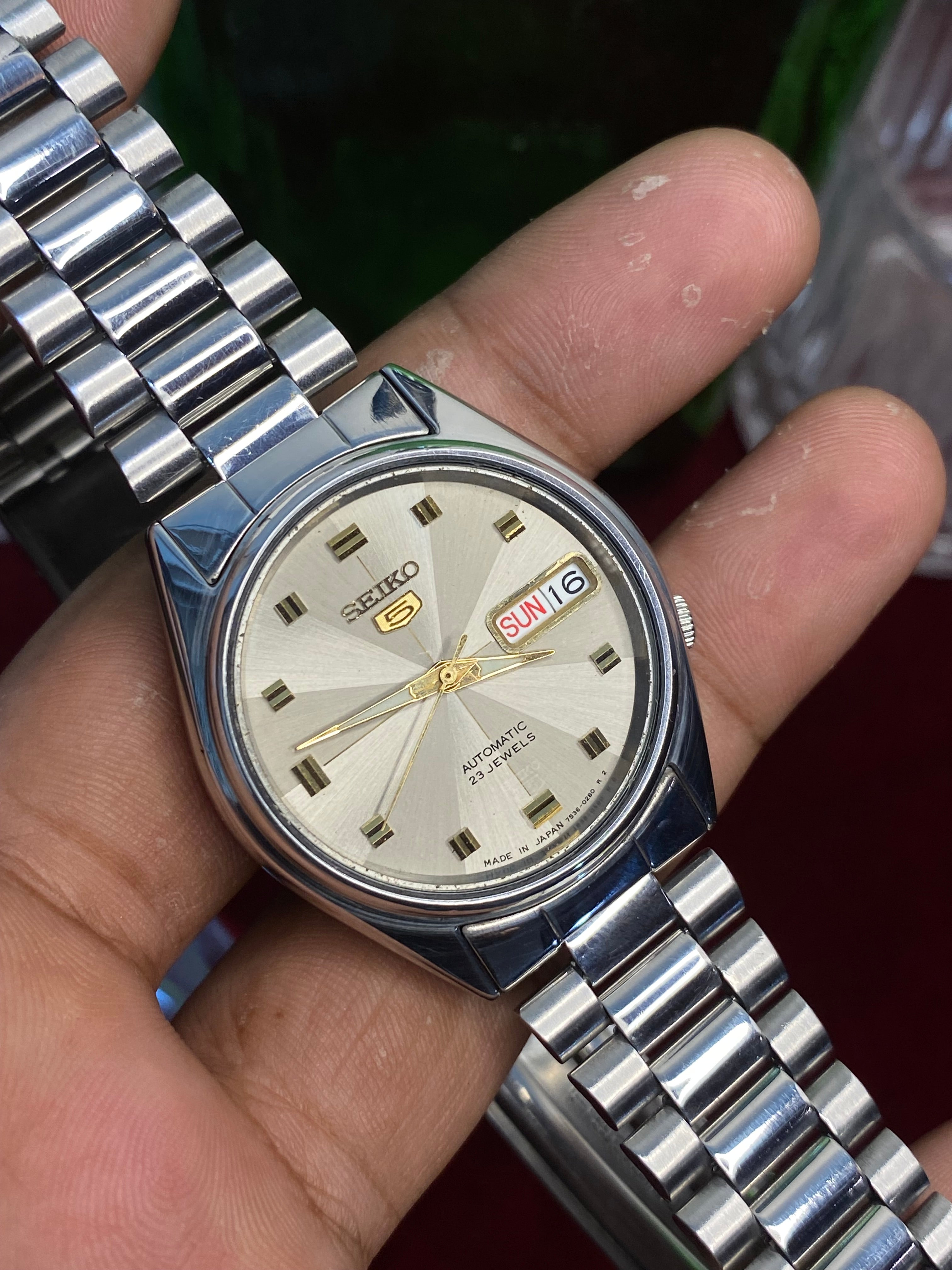 Seiko 5 Automatic — Silver Sunburst Dial Watch , 36mm | 7S36-6080.