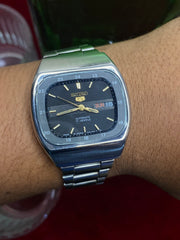 Seiko 5 Automatic — TV-Case Railway Black Dial | Ref 7009-3140.