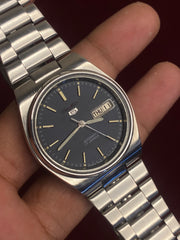 Vintage Seiko 5 — Midnight Blue Dial Watch | Ref. 7009-3131.
