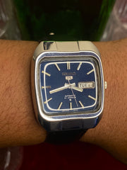 Vintage Seiko 5 Automatic — TV-Case Blue Dial Watch | Ref 6319-5050.