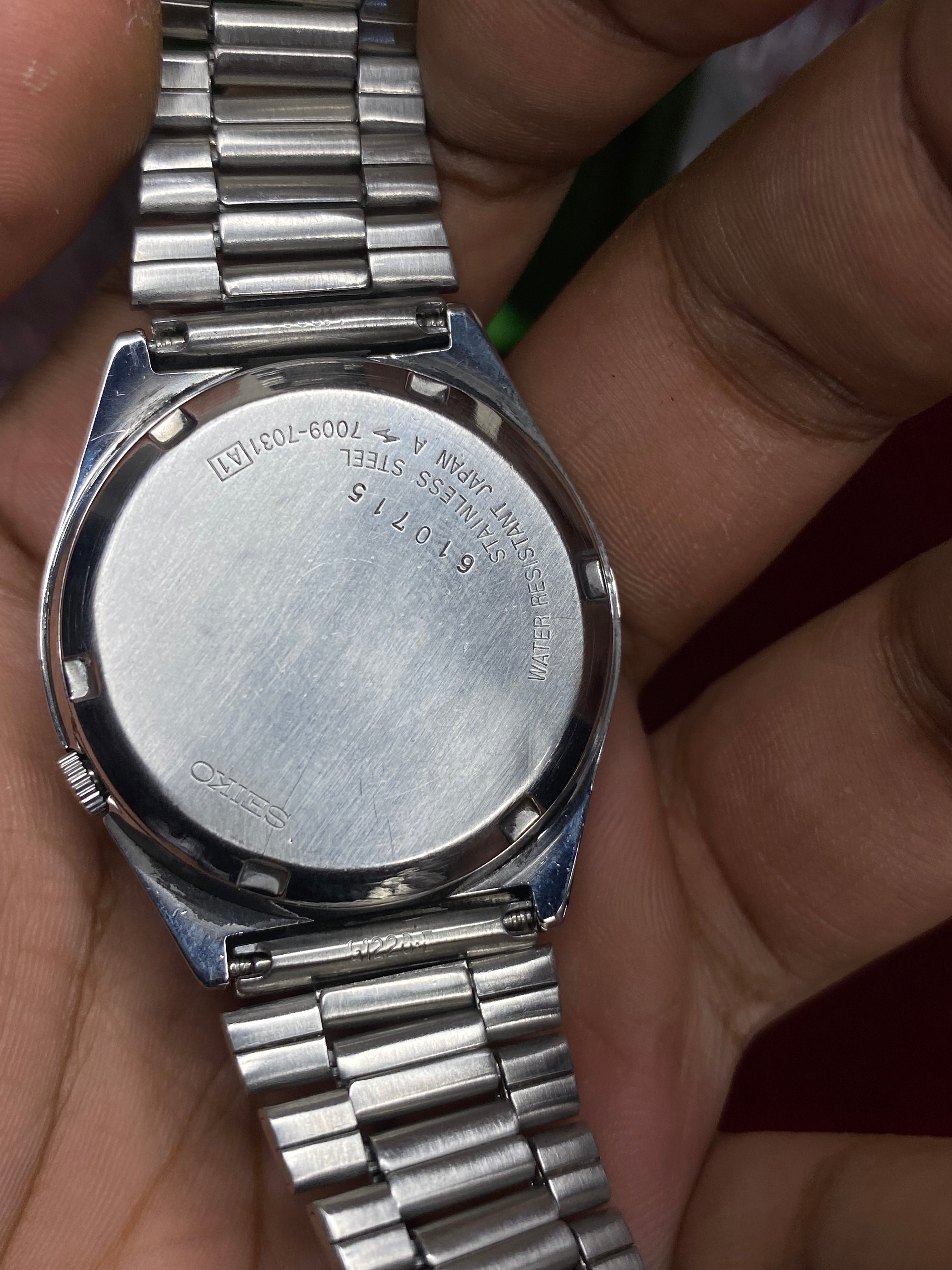 Seiko 5 — White & Gold Textured Dial | 36mm Japanese Automatic Watch.