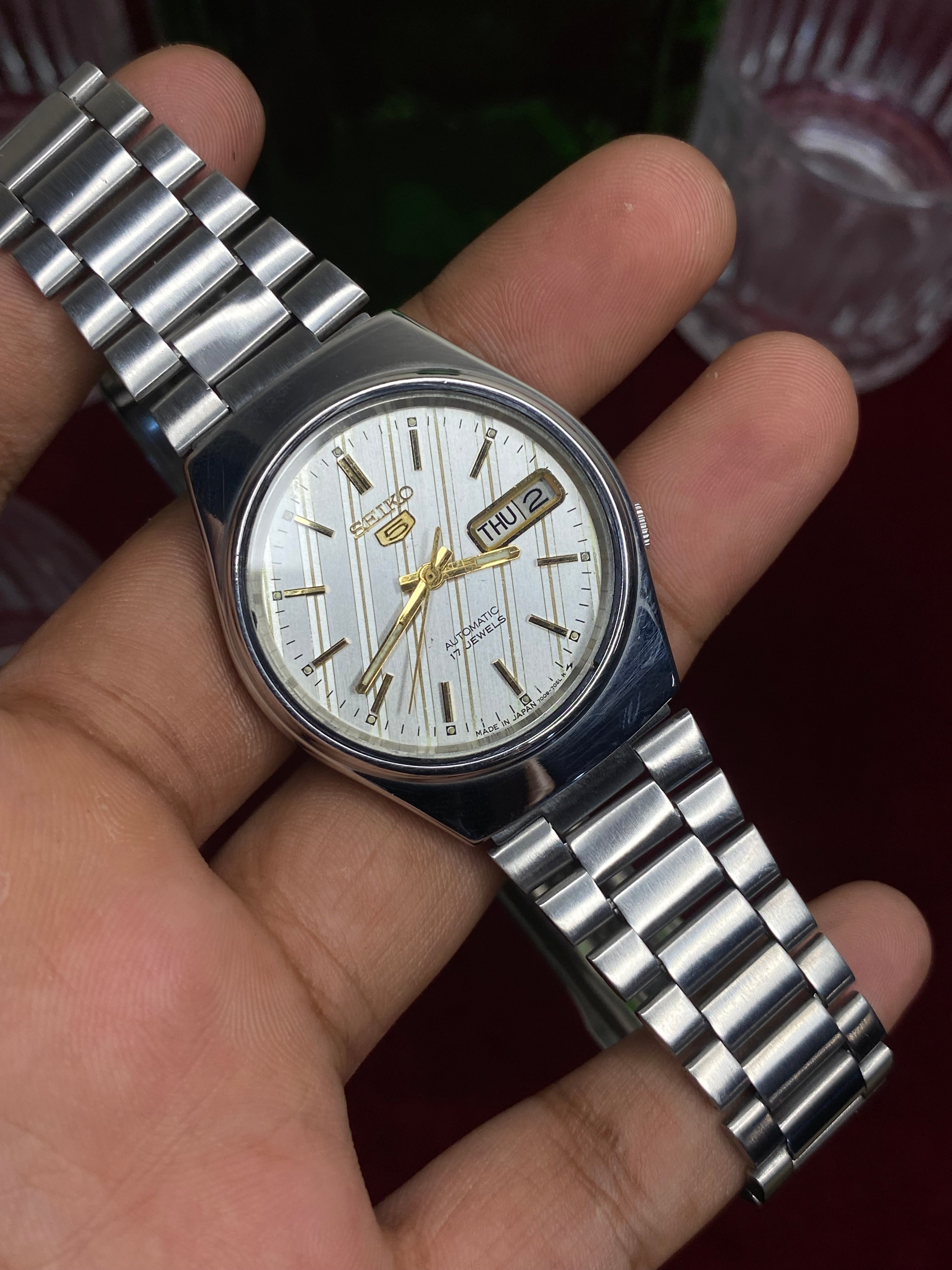 Seiko 5 — White & Gold Textured Dial | 36mm Japanese Automatic Watch.