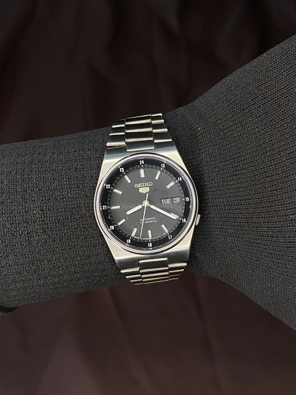 Seiko 5 Grey Railway Time Watch