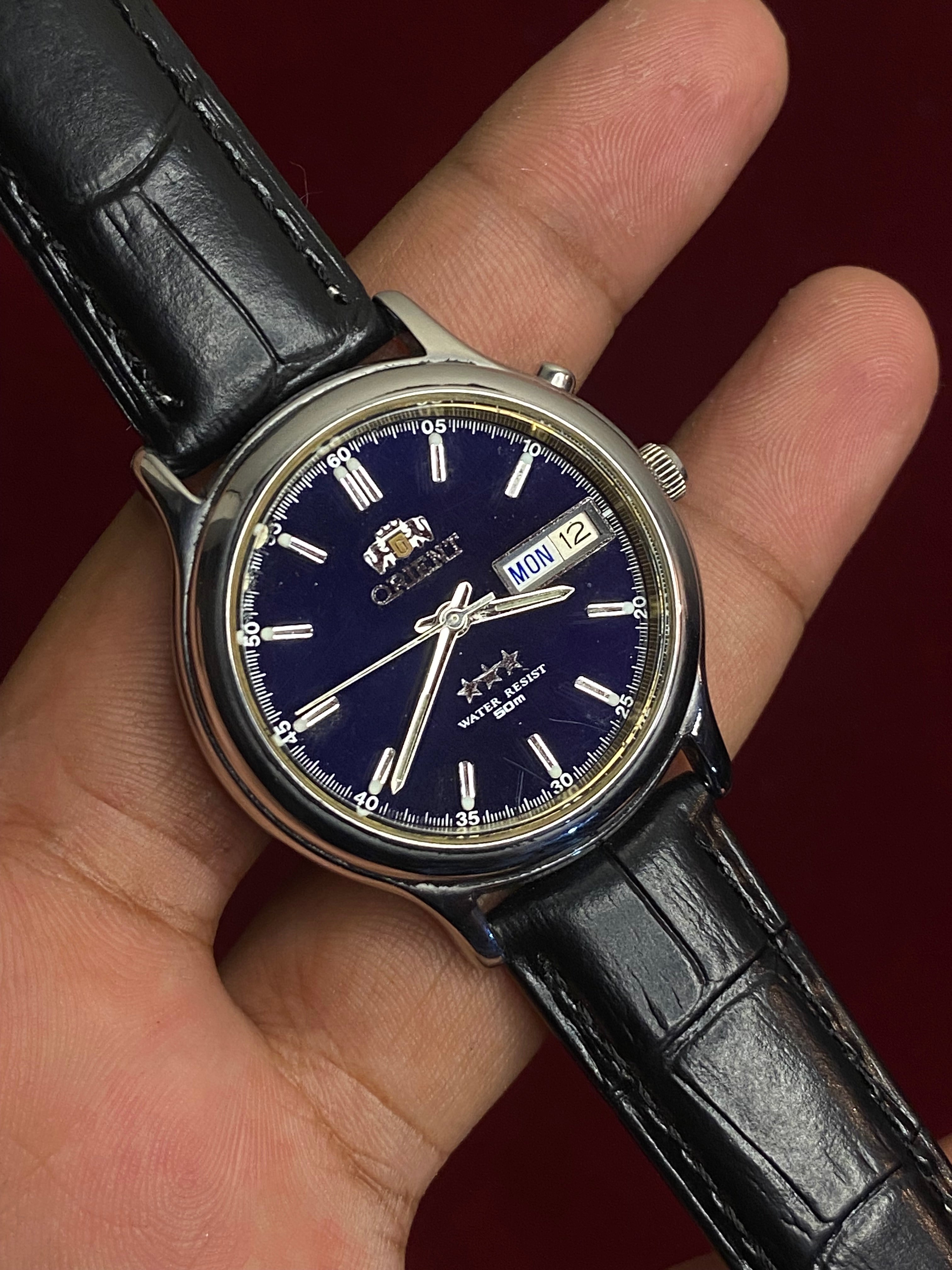 Orient 3-Star Automatic — Blue Sunburst Dial, Gold Chapter Ring | Ref. EM68-C0 | 38mm.