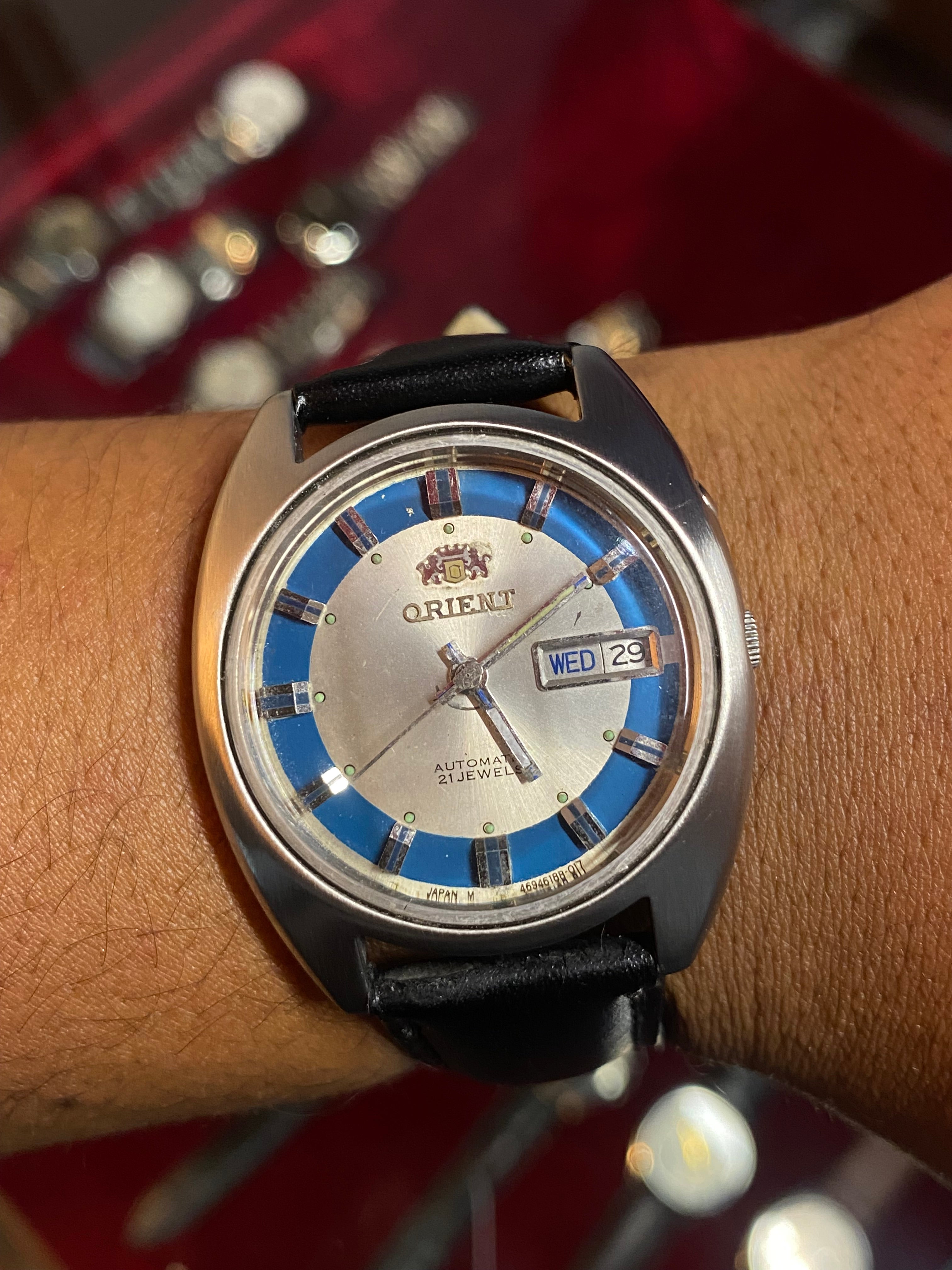 Orient Automatic — Silver Sunburst Dial, Blue Chapter Ring Dial Watch | Ref G469618-8E