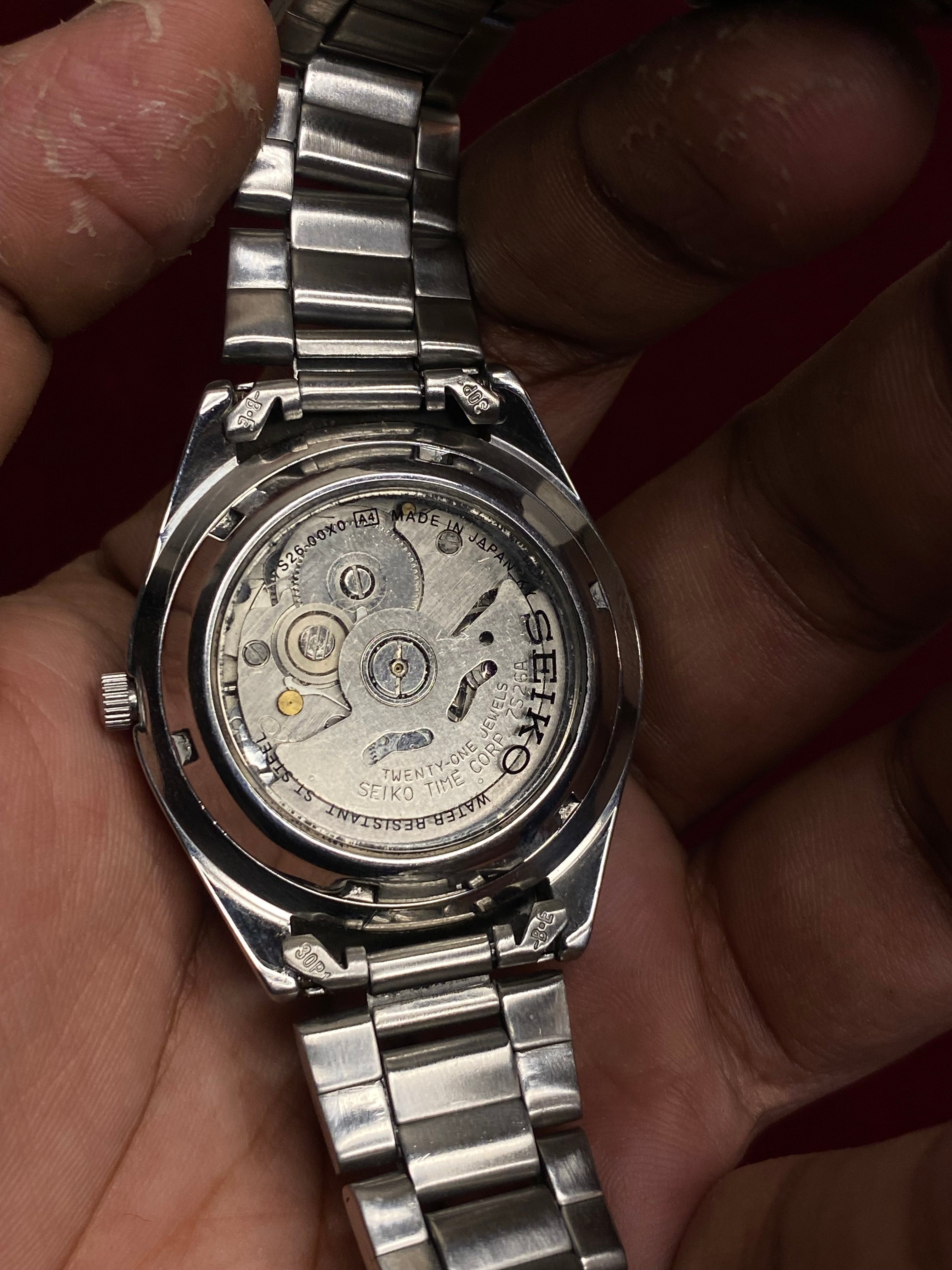 Seiko 5 SNX999 Automatic — White Dial with Concentric Ring Layout | Ref. 7S26-00X0 | Exhibition Caseback | 38mm