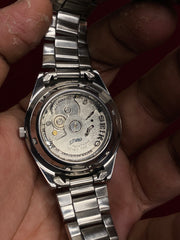 Seiko 5 SNX999 Automatic — White Dial with Concentric Ring Layout | Ref. 7S26-00X0 | Exhibition Caseback | 38mm