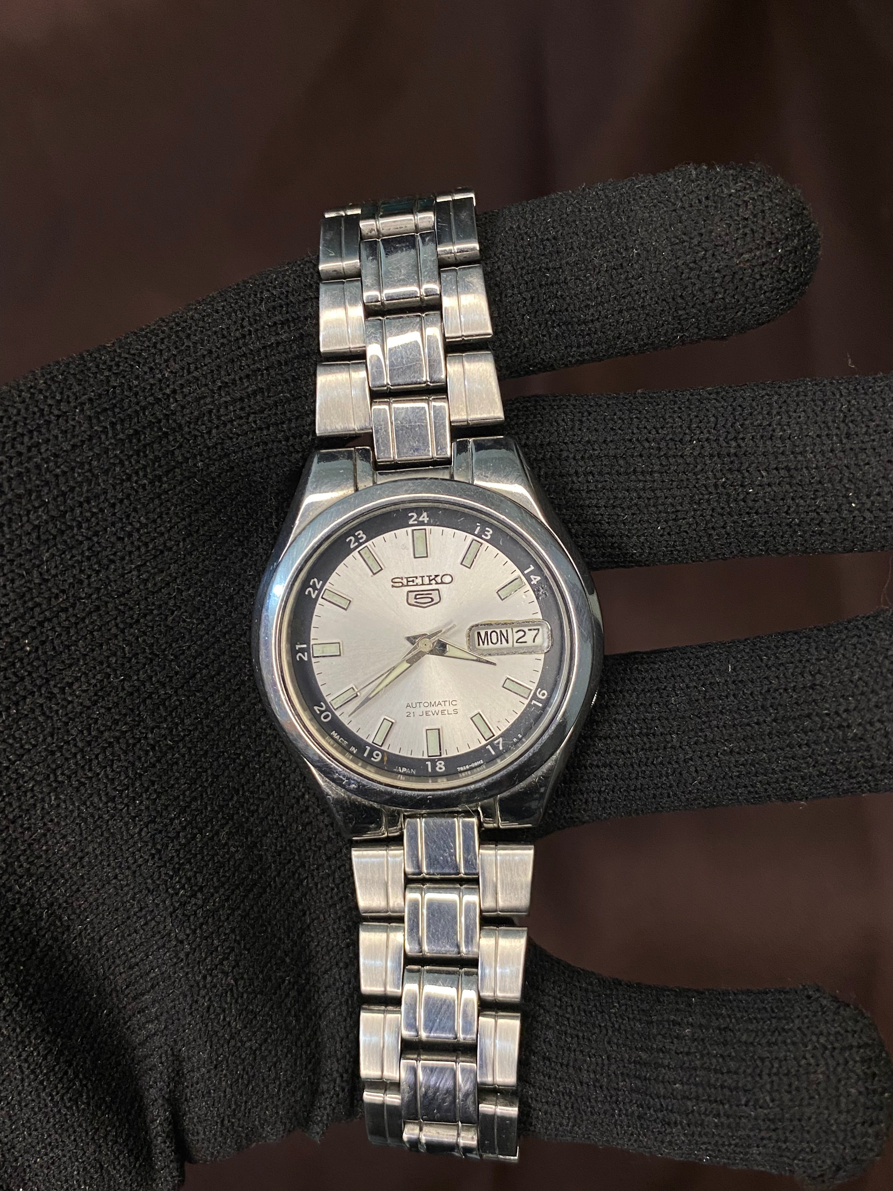 Pristine Seiko 5 SNKG19 Panda Dial Watch