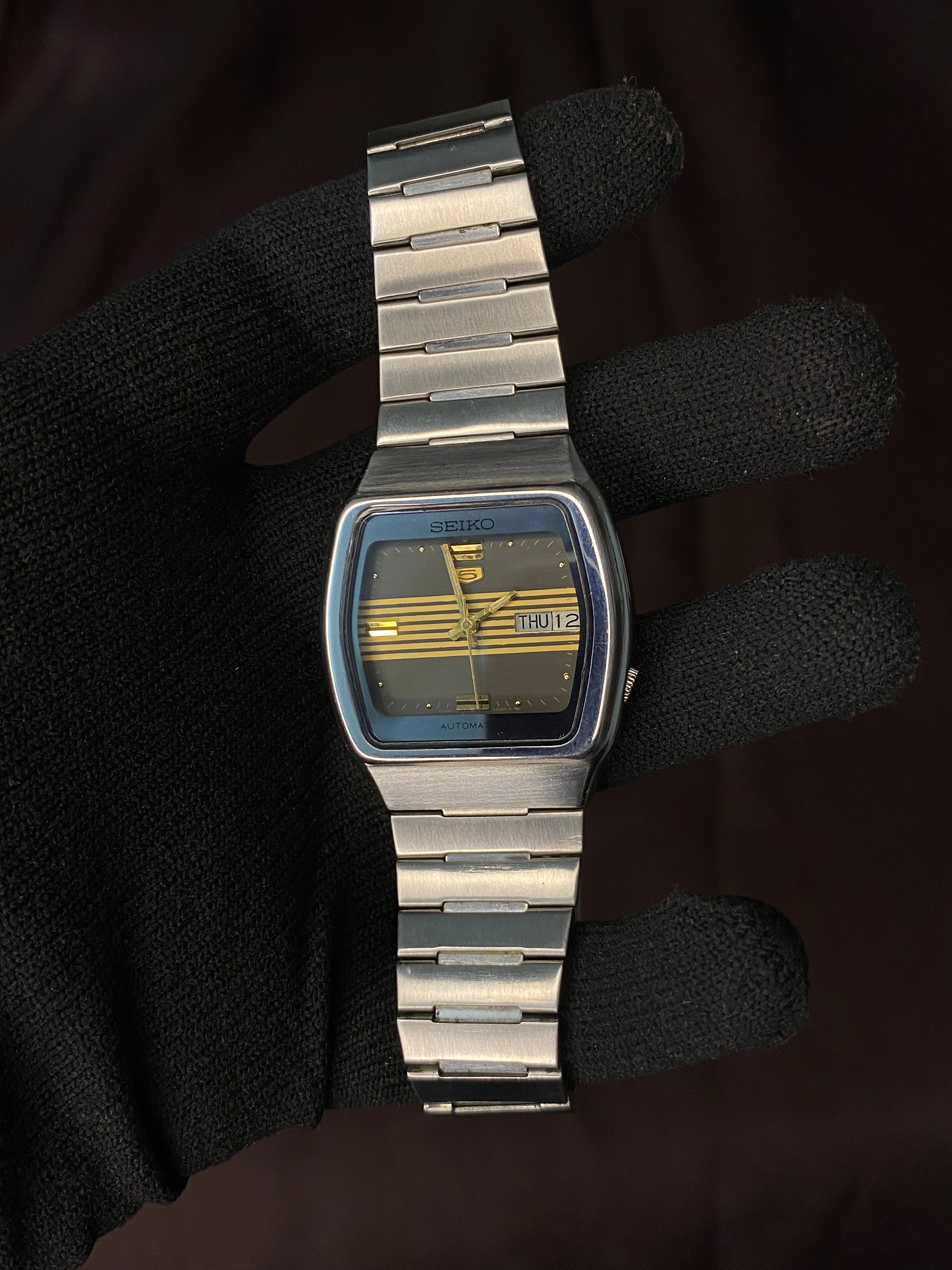 Pristine Seiko 5 TV Dial Textured Black Watch