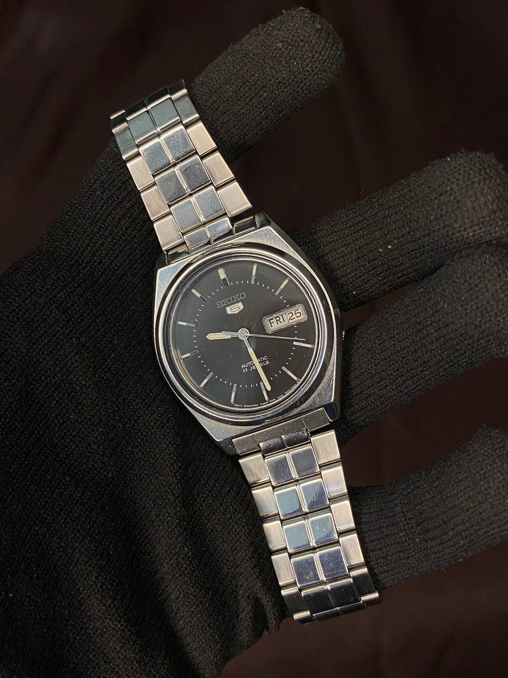 Pristine Seiko 5 Black Silver Dial Watch
