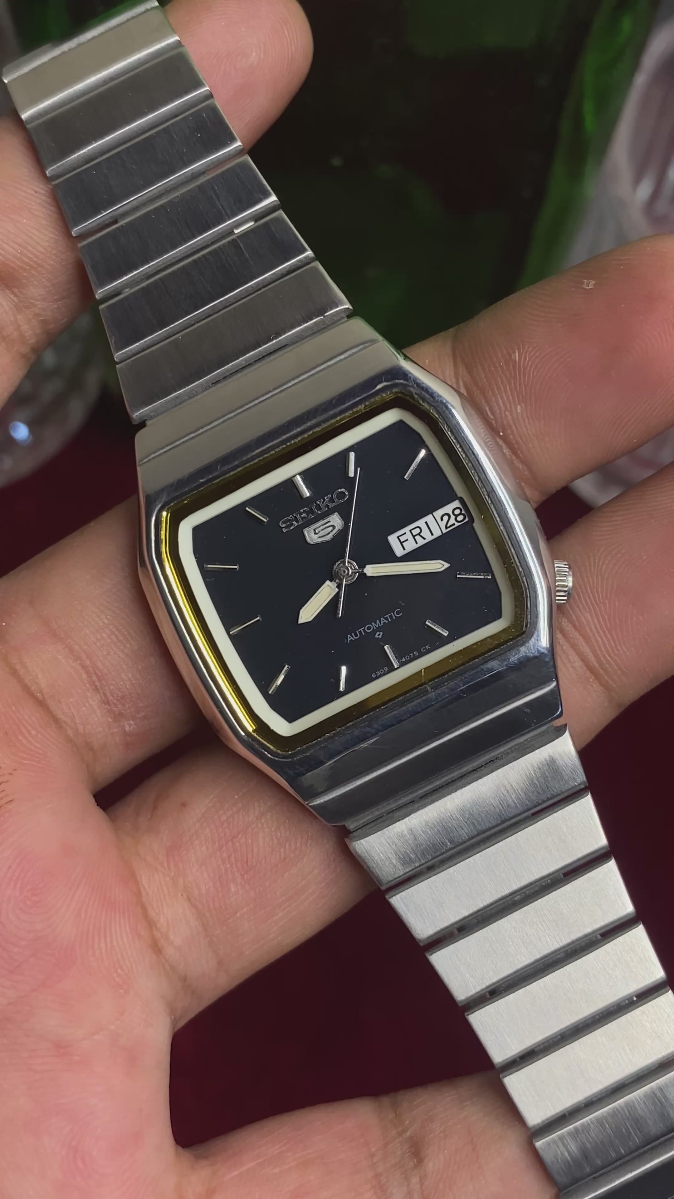 Seiko 5 Automatic — TV-Case Dark Blue Dial Watch | Ref 6309-401C.