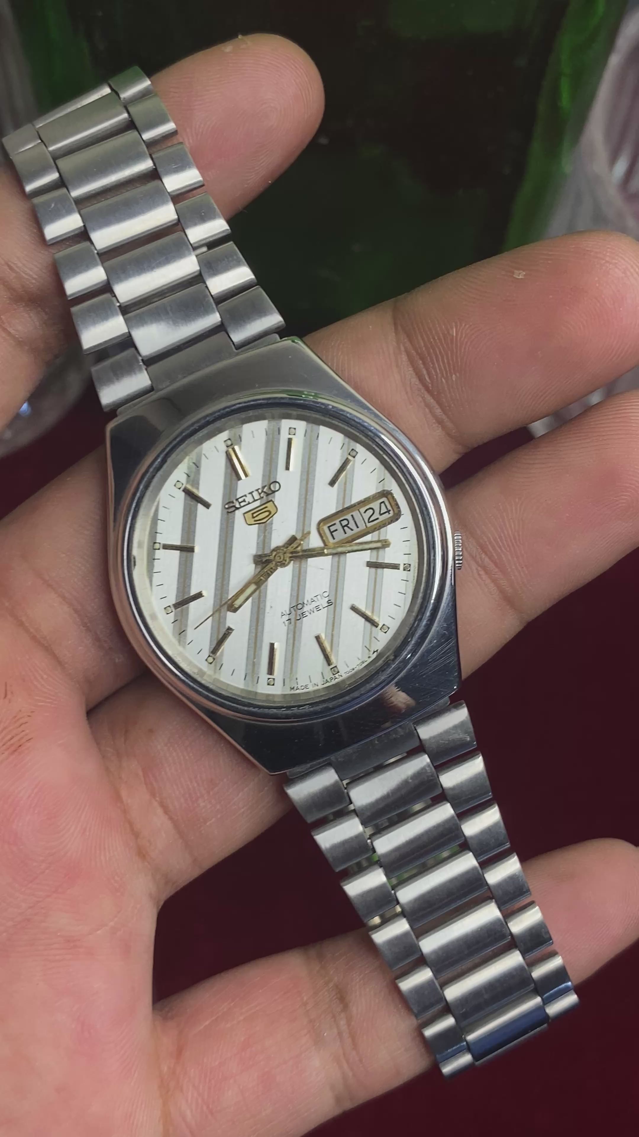 Seiko 5 — White & Gold Textured Dial | 36mm Japanese Automatic Watch.