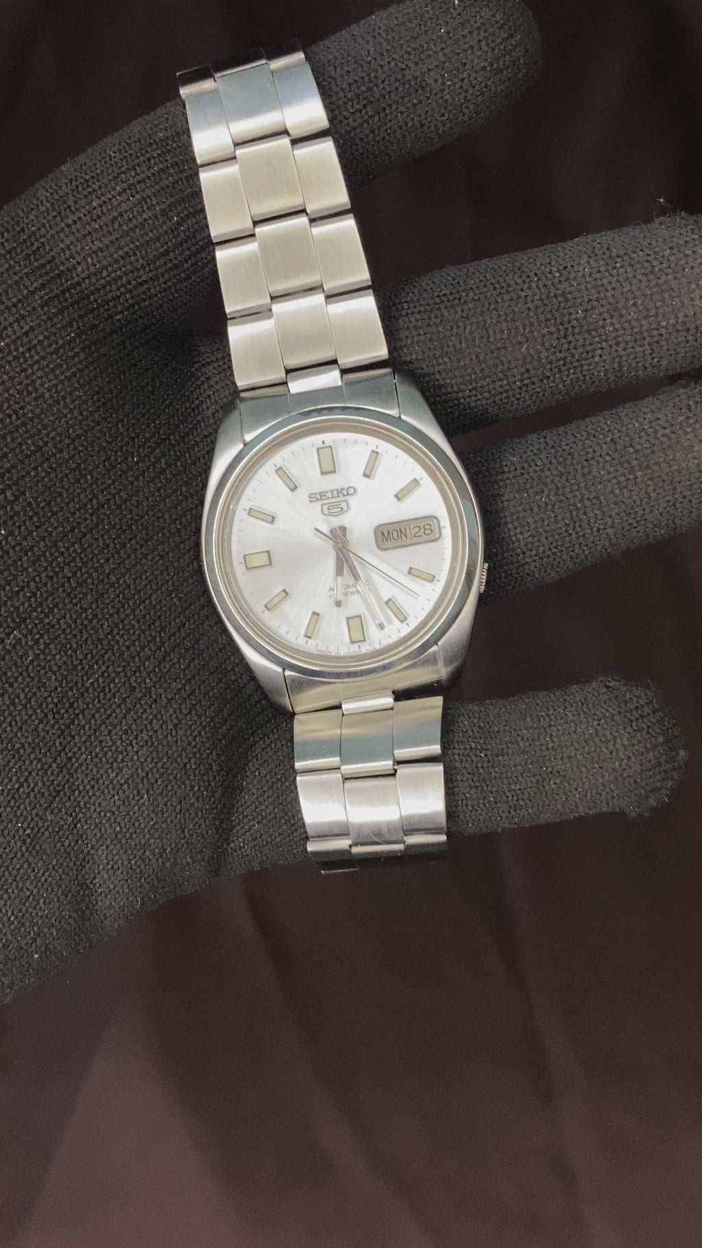 Vintage 1991 Seiko 5 Sunburst Silver Dial Watch
