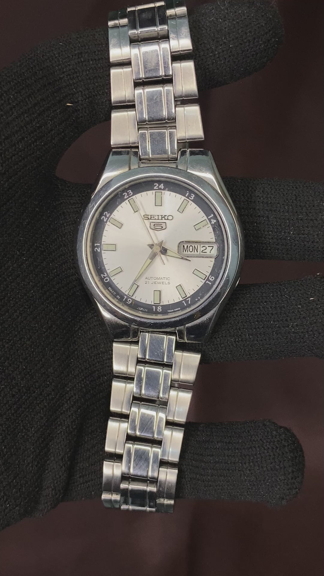 Pristine Seiko 5 SNKG19 Panda Dial Watch