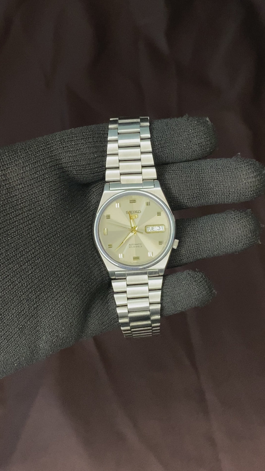 Seiko 5 Silver Sunray Dial Watch