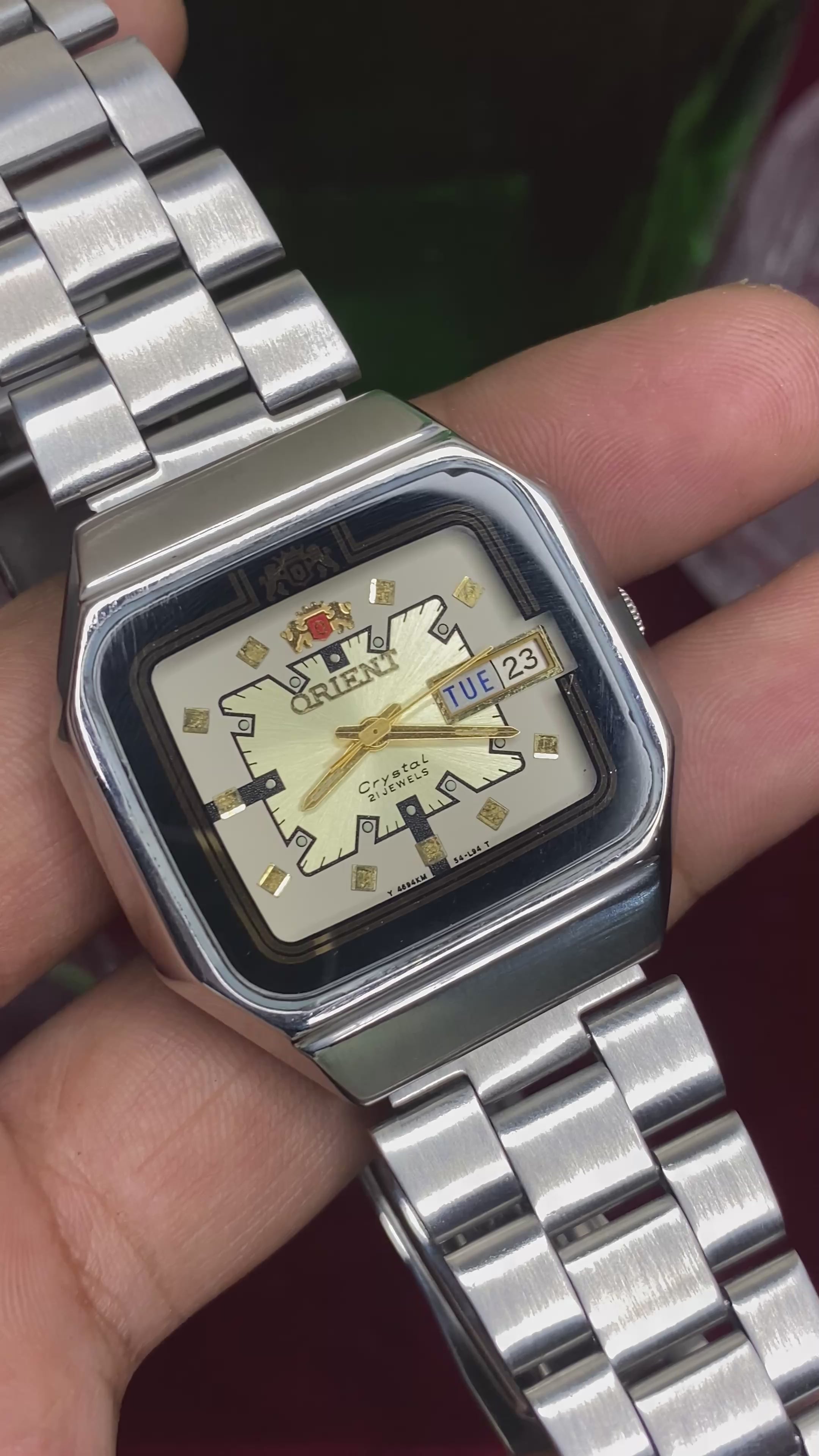 Orient Crystal Automatic — TV-Case Champagne Dial watch | Ref 469KM15-4.