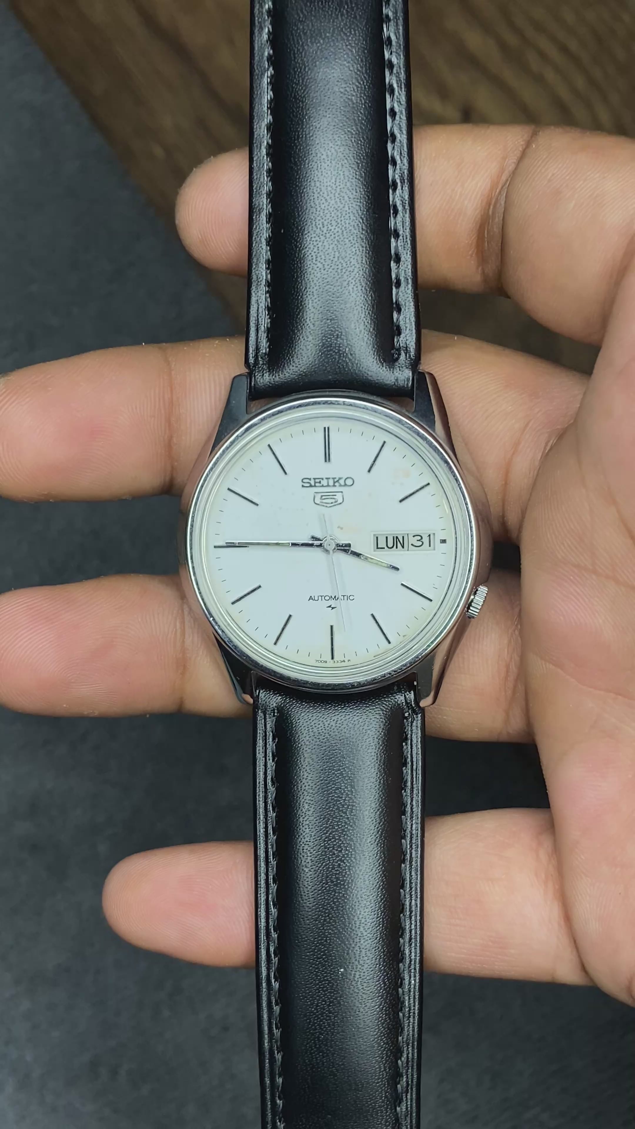 Super Gorgeous Seiko 5 White Dial Watch With Black Leather Strap.