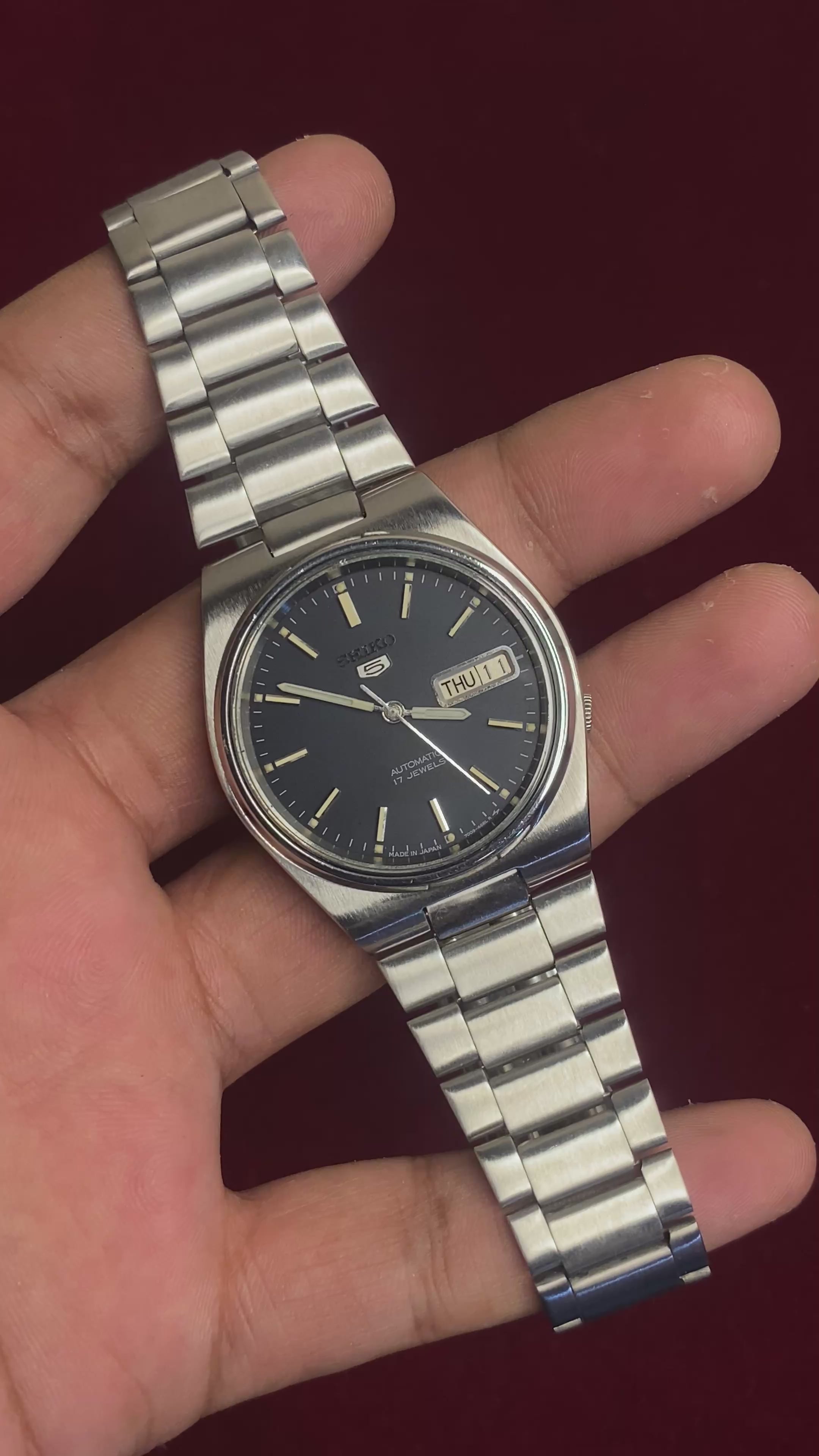 Vintage Seiko 5 — Midnight Blue Dial Watch | Ref. 7009-3131.